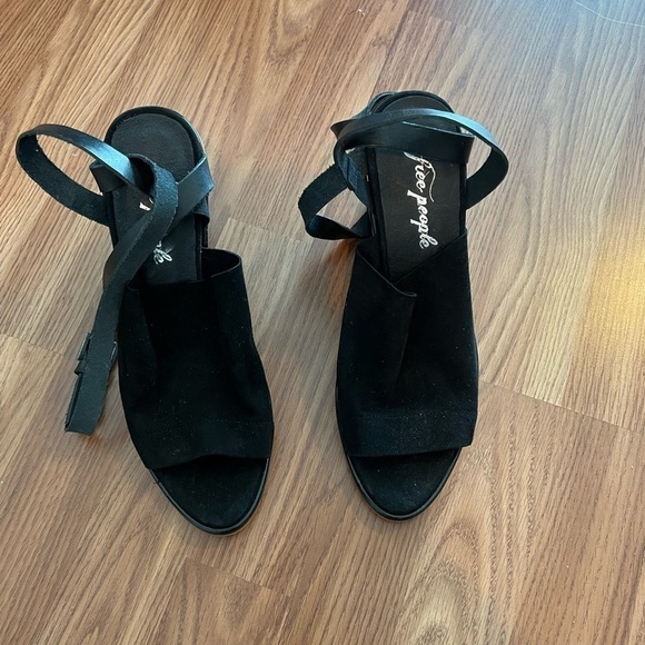 Free People See Ya There Heel Suede Sandals Size 40 Black Fall Block - Picture 10 of 15